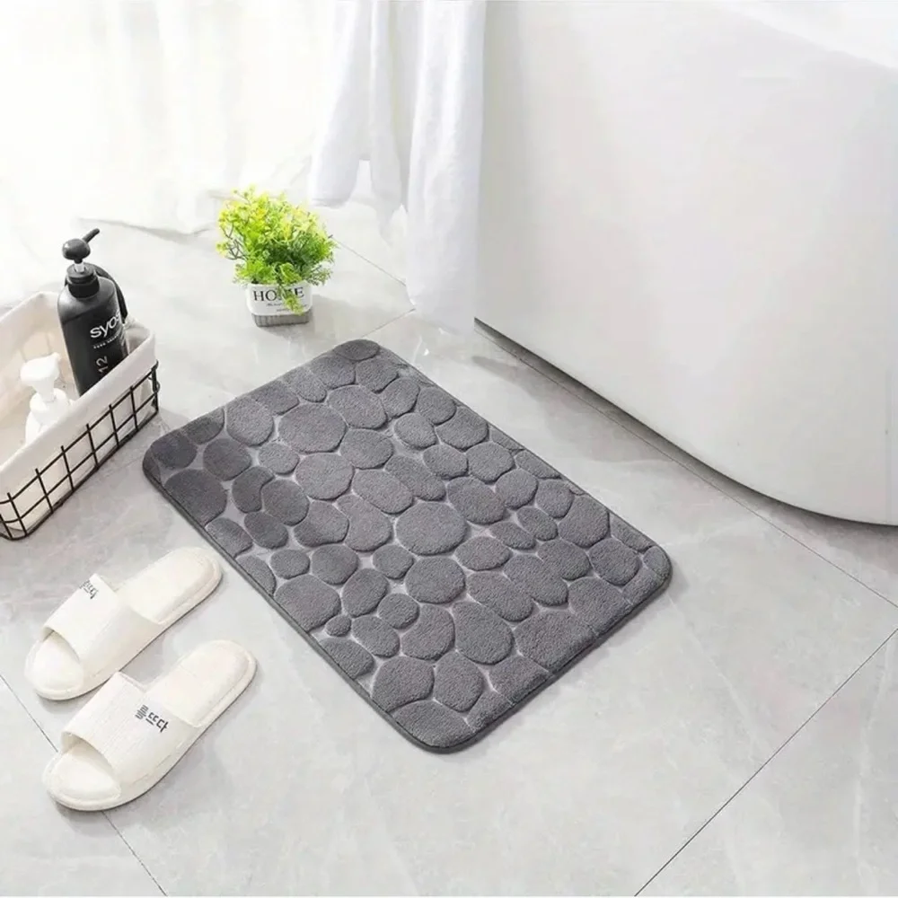 New - Chic - Cobblestone Comfort Memory Foam Bath Mat - Grey
